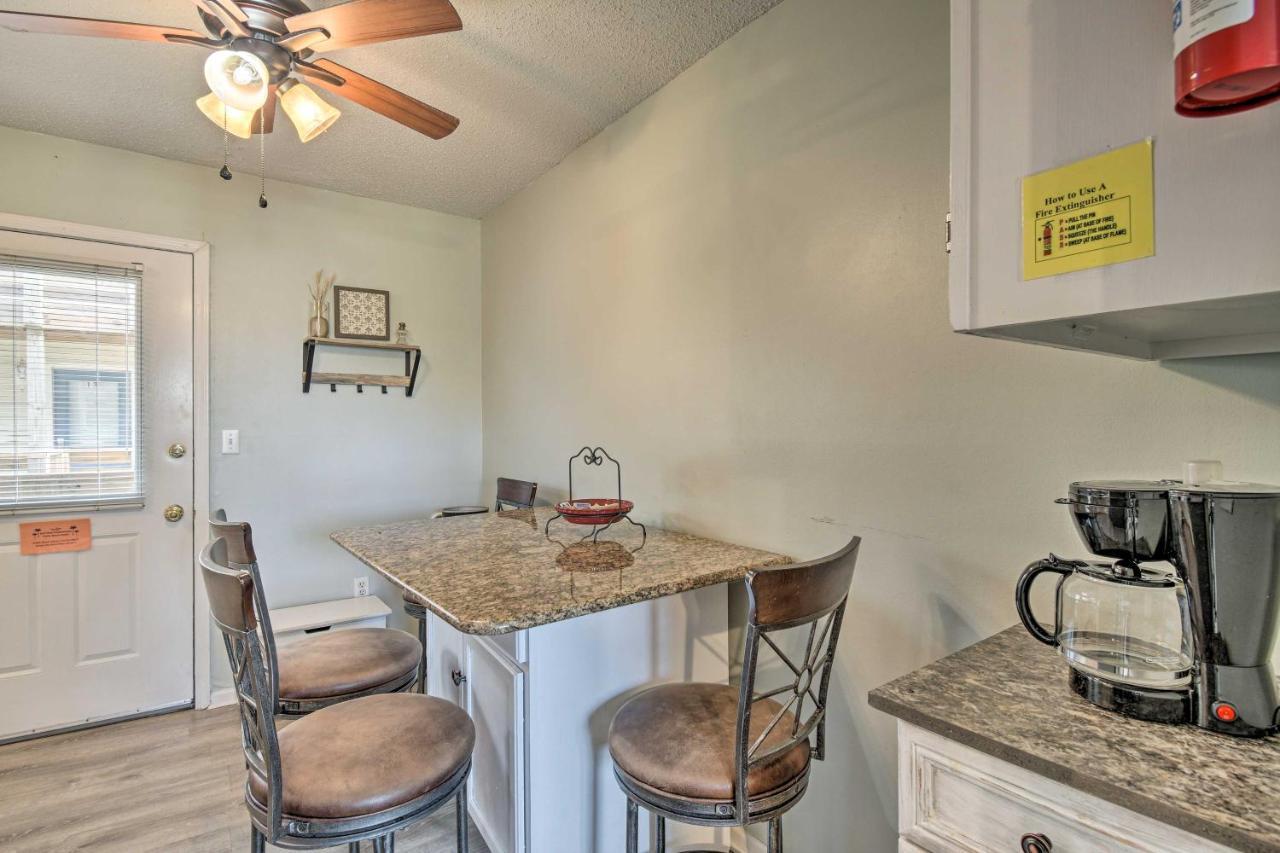 Gulf Shores Condo With Pool And Grill Walk To Beach! Экстерьер фото
